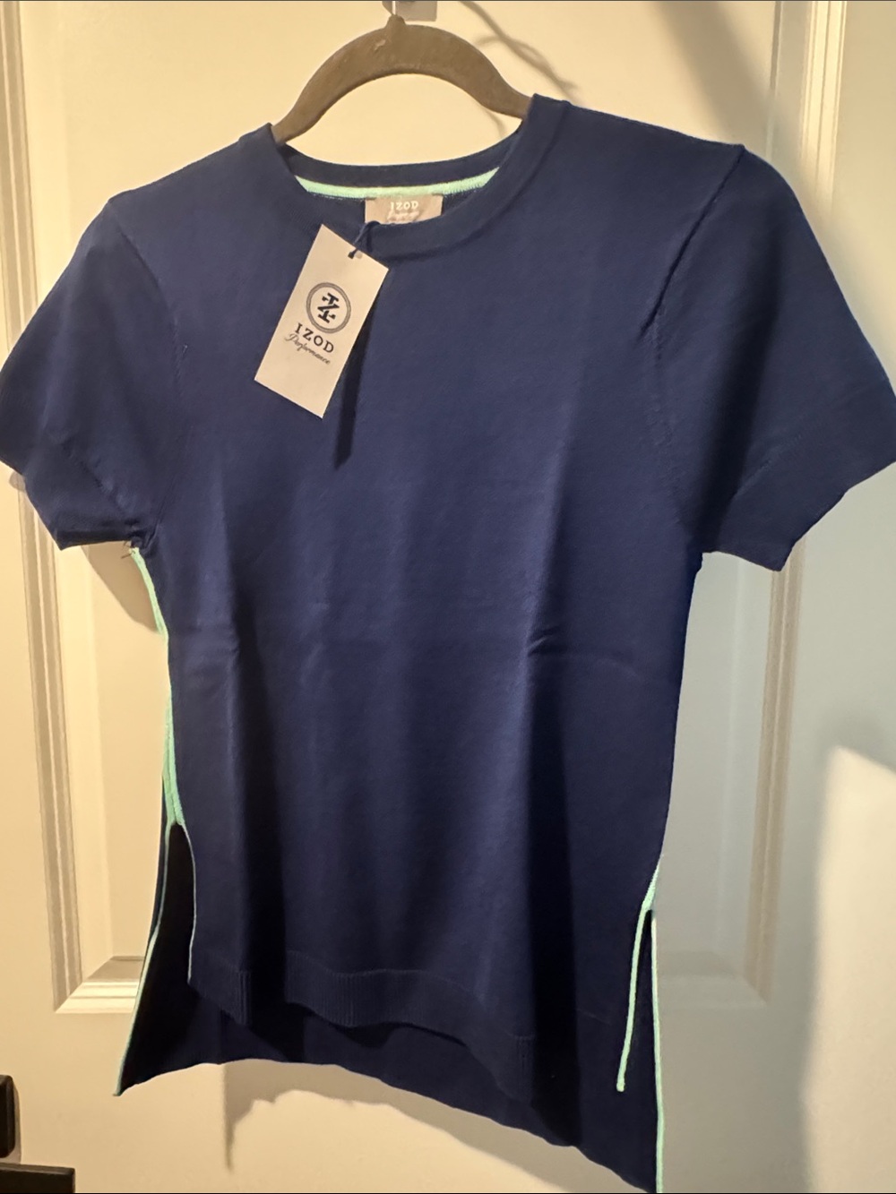 Izod Navy Short Sleeve Knit Top with Mint Trim Womens Small